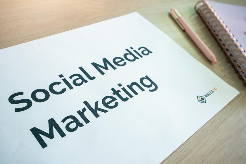 Réseaux Sociaux pour les Entreprises : Guide Stratégique 2026 — buzz-marketing.fr
